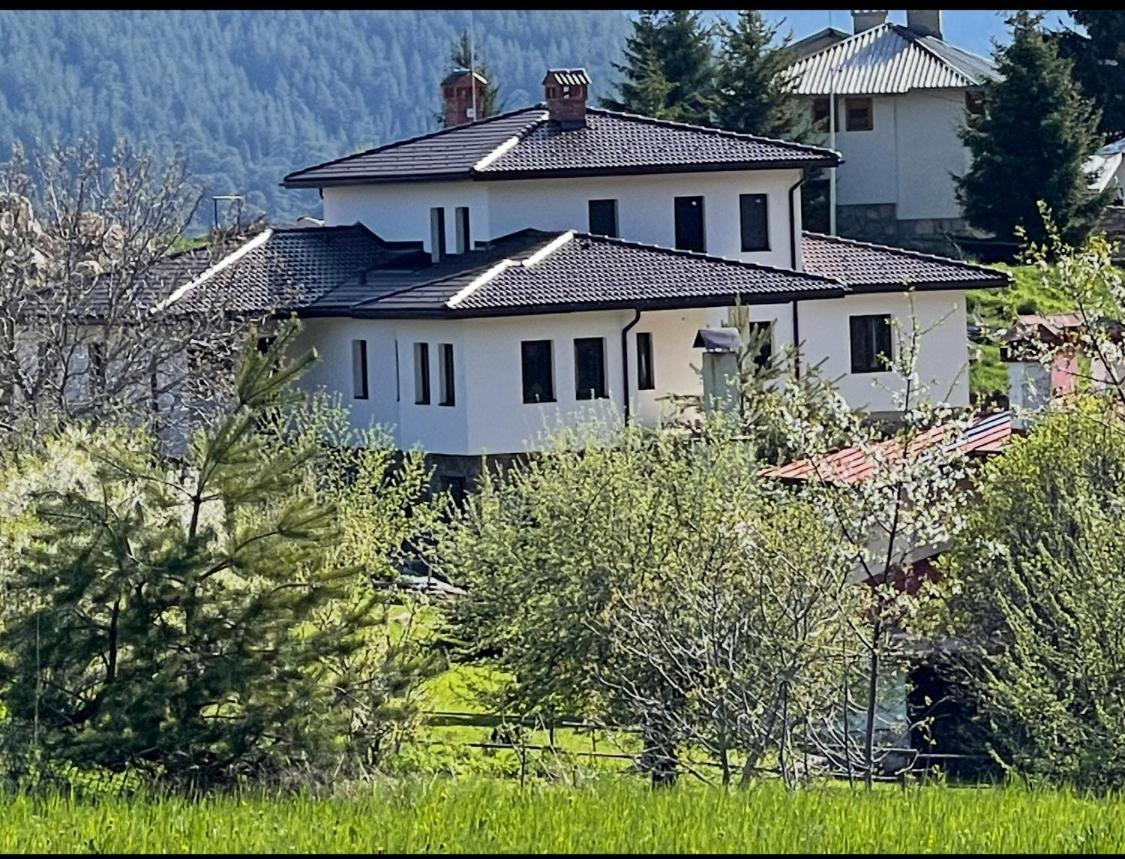 Къща За Гости Меча Стъпка Gela Luaran gambar